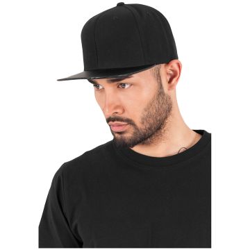 Casquette avec visière en carbone snapback